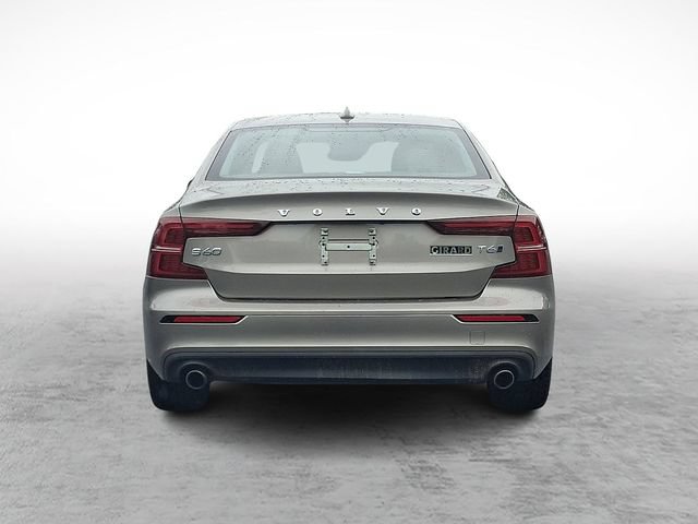 Used 2020 Volvo S60 T6 Momentum AWD/4WD image 5