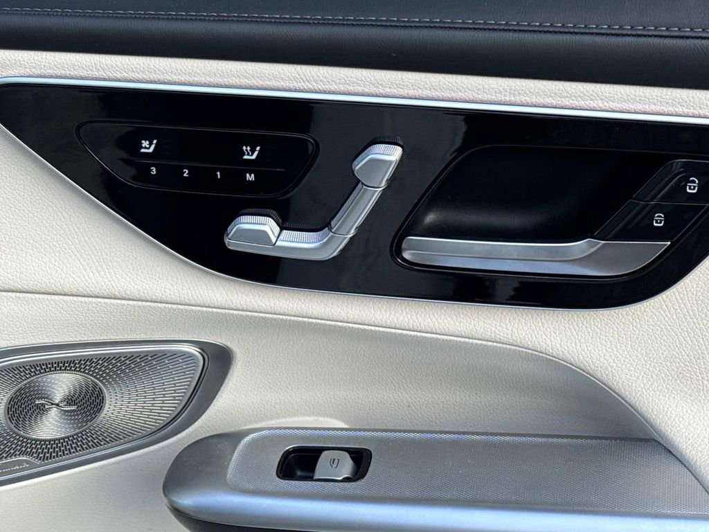 Used 2023 Mercedes-Benz GLC 300 image 15