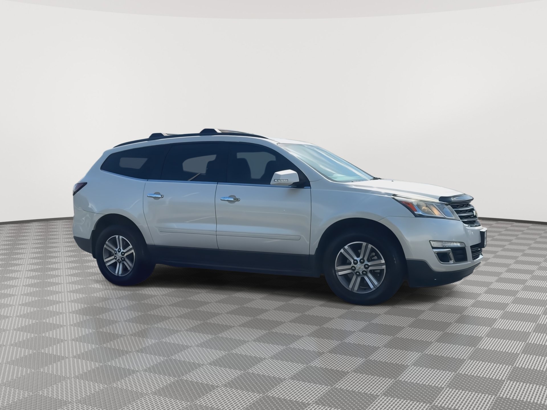 Used 2015 Chevrolet Traverse LT FWD video 2