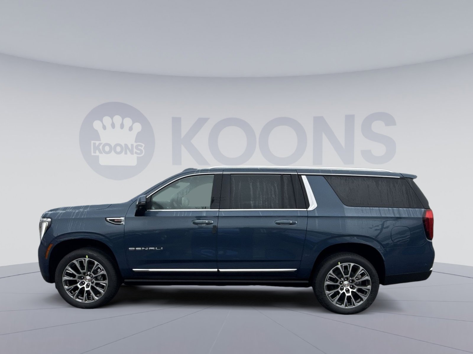 New 2026 GMC Yukon XL Denali w/ Denali Reserve Package image 2