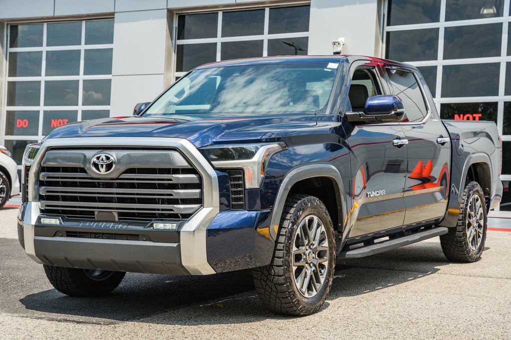 Used 2023 Toyota Tundra Limited w/ Power Package AWD/4WD image 3