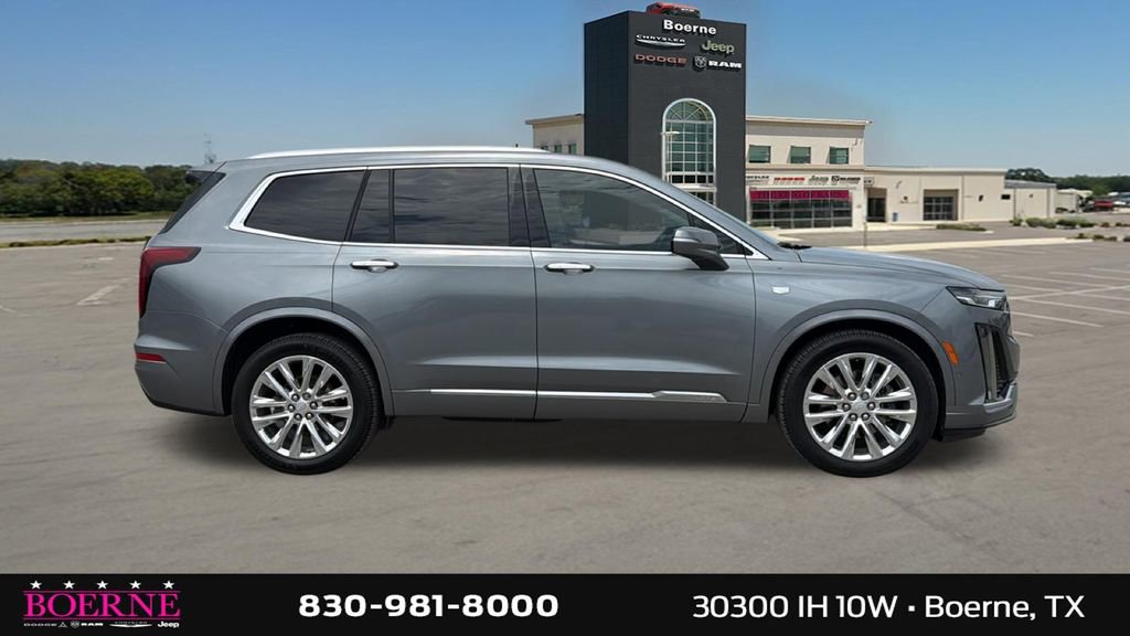 Used 2021 Cadillac XT6 Premium Luxury image 9