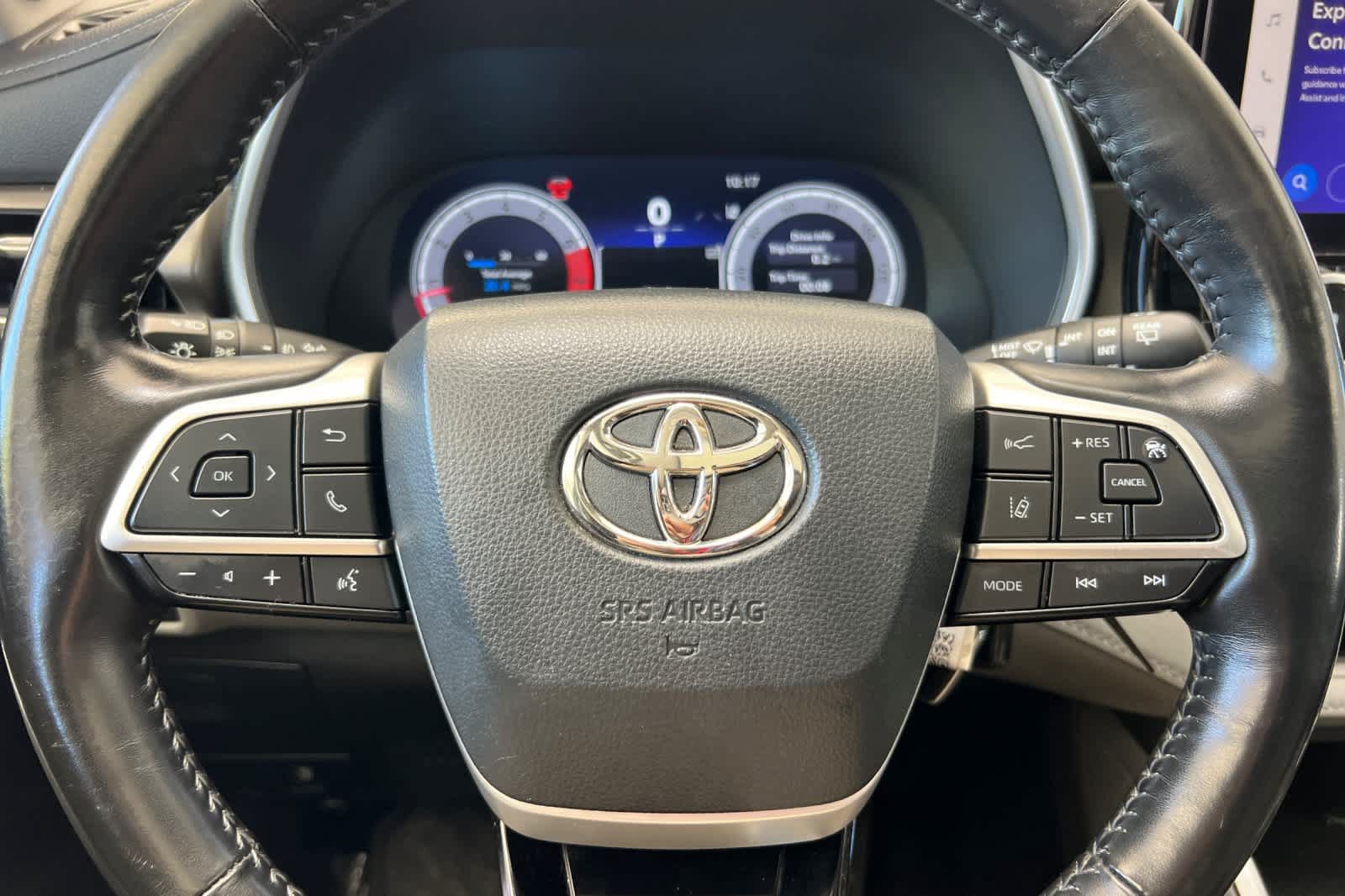 Used 2023 Toyota Highlander Limited AWD/4WD image 26