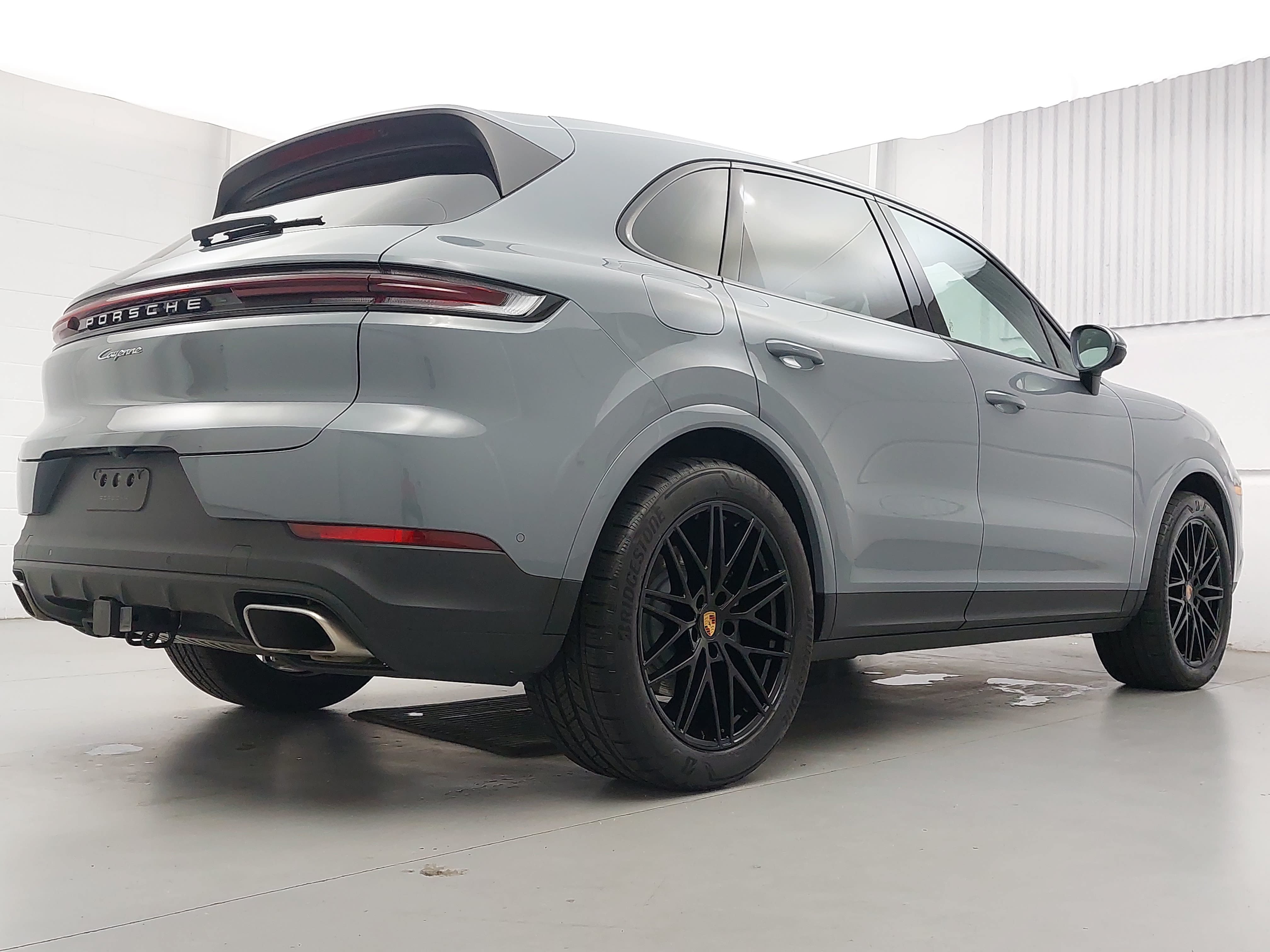 Certified 2026 Porsche Cayenne AWD/4WD image 7