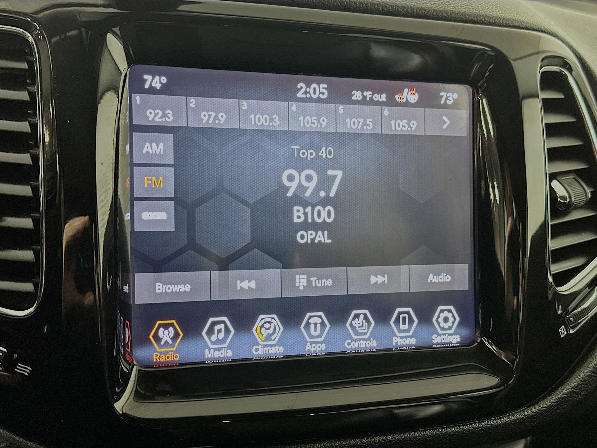 Used 2019 Jeep Compass Limited image 14