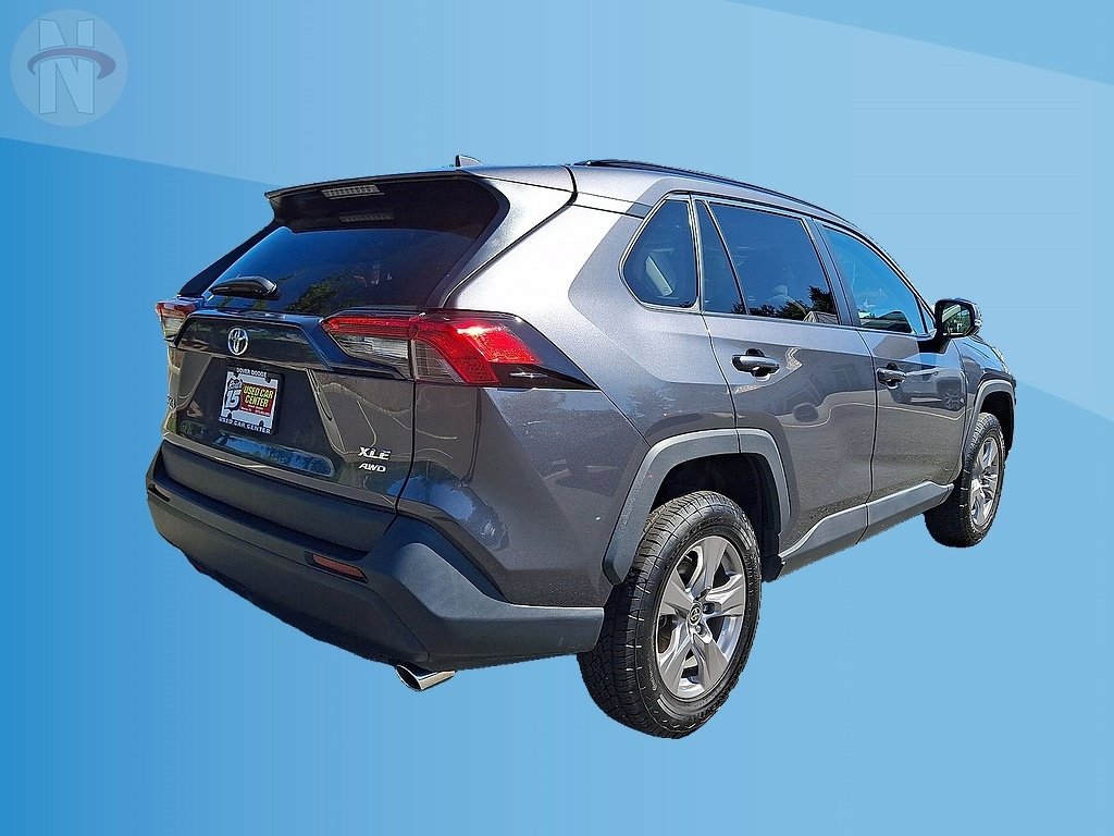 Used 2022 Toyota RAV4 XLE w/ Convenience Package AWD/4WD image 12