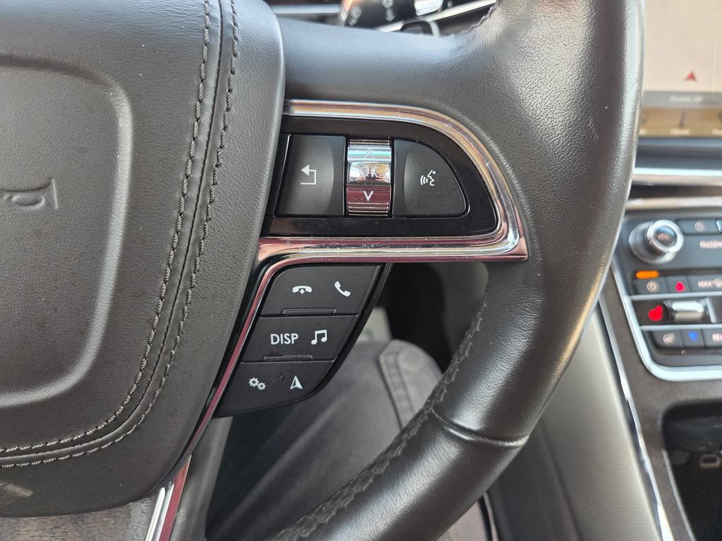 Used 2019 Lincoln Continental Select w/ Continental Climate Package AWD/4WD image 20