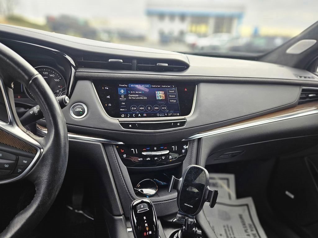 Used 2024 Cadillac XT5 Premium Luxury w/ Platinum Package image 12