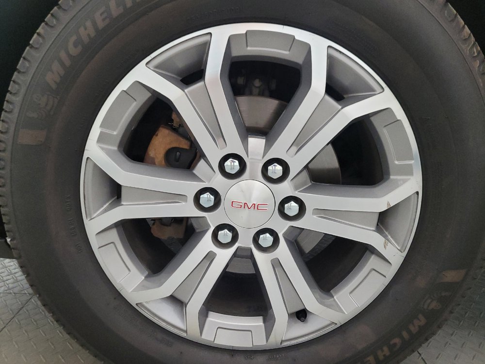 Used 2015 GMC Acadia SLT w/ Open Road Package FWD image 31