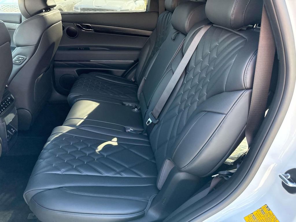 New 2026 Genesis GV80 3.5T e-SC image 17