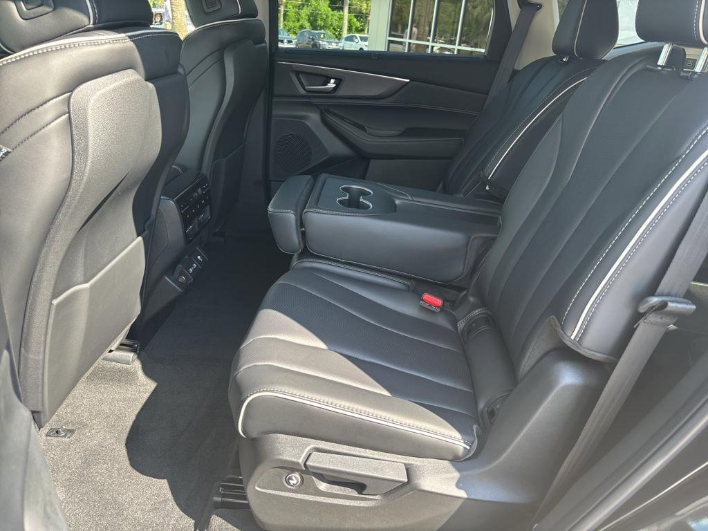 Certified 2023 Acura MDX SH-AWD w/ Advance Package image 12