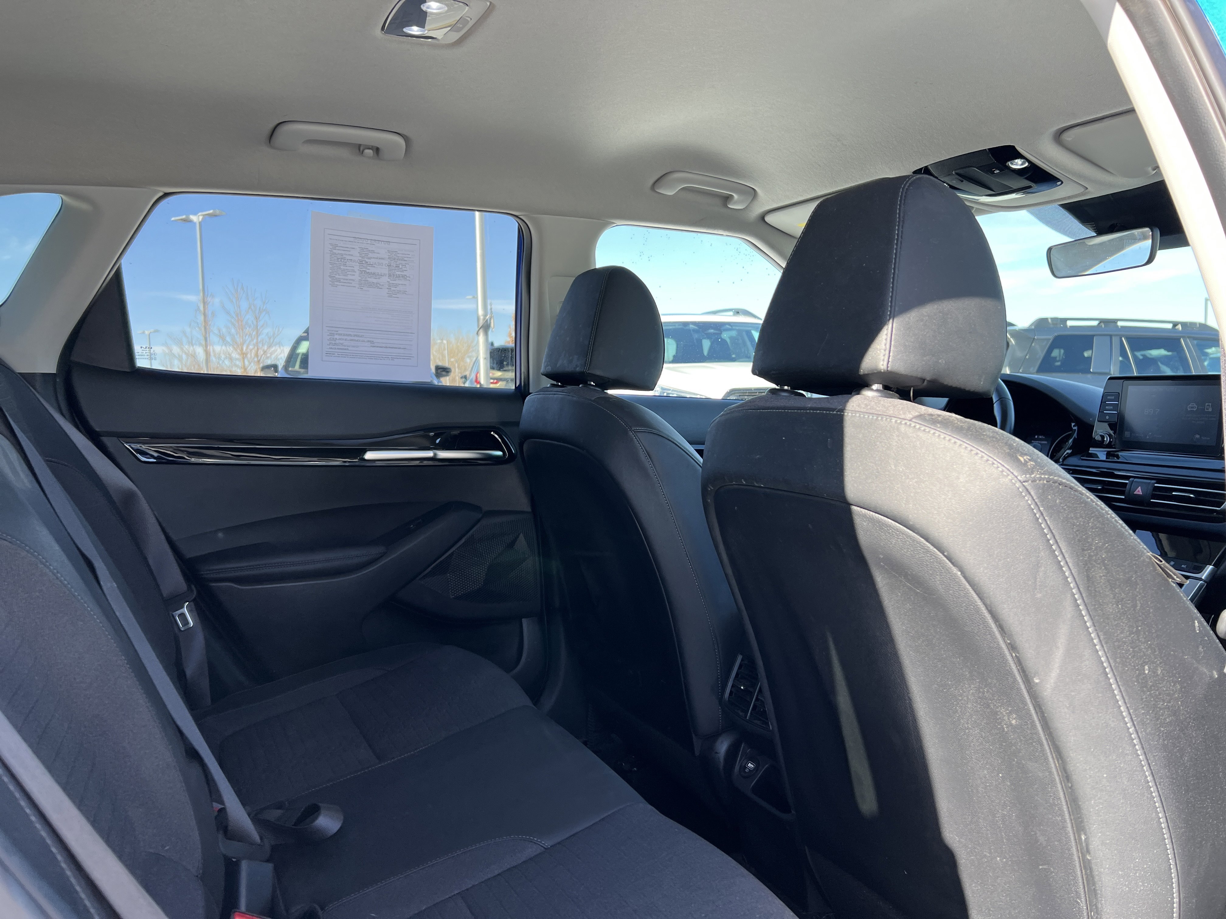 Used 2023 Kia Seltos S image 18