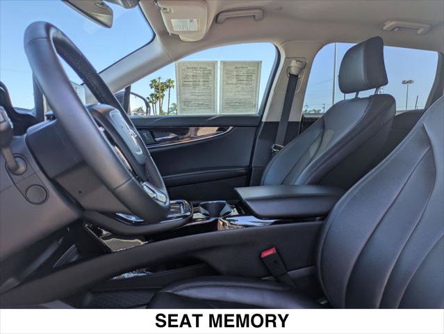 Certified 2023 Lincoln Nautilus AWD w/ Premium Package image 21