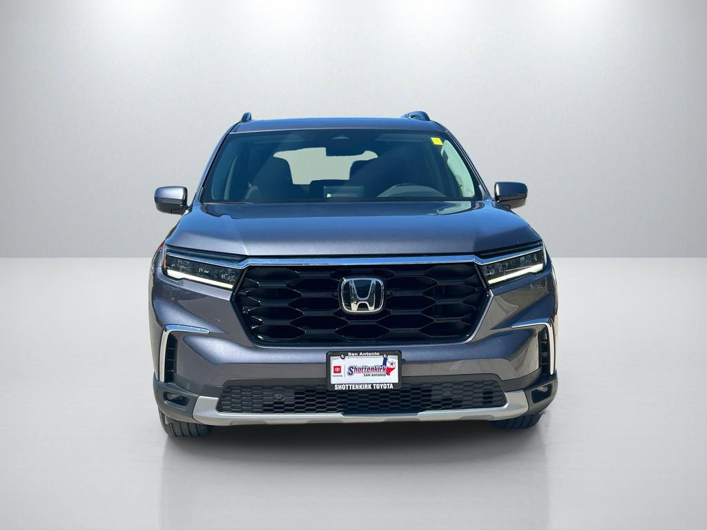 Used 2024 Honda Pilot Touring video 2