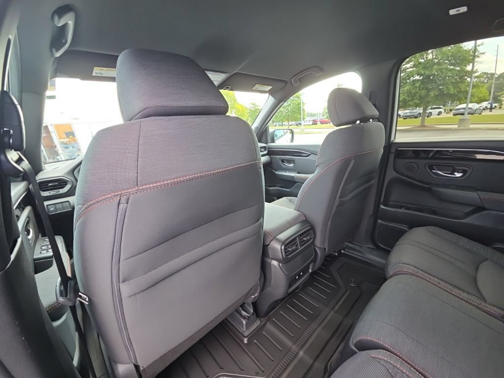 New 2026 Honda Pilot Sport image 14