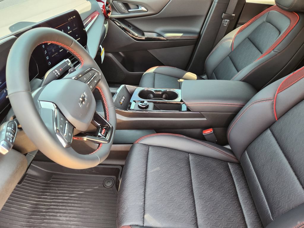 New 2027 Chevrolet Equinox RS w/ Convenience Package III FWD image 9