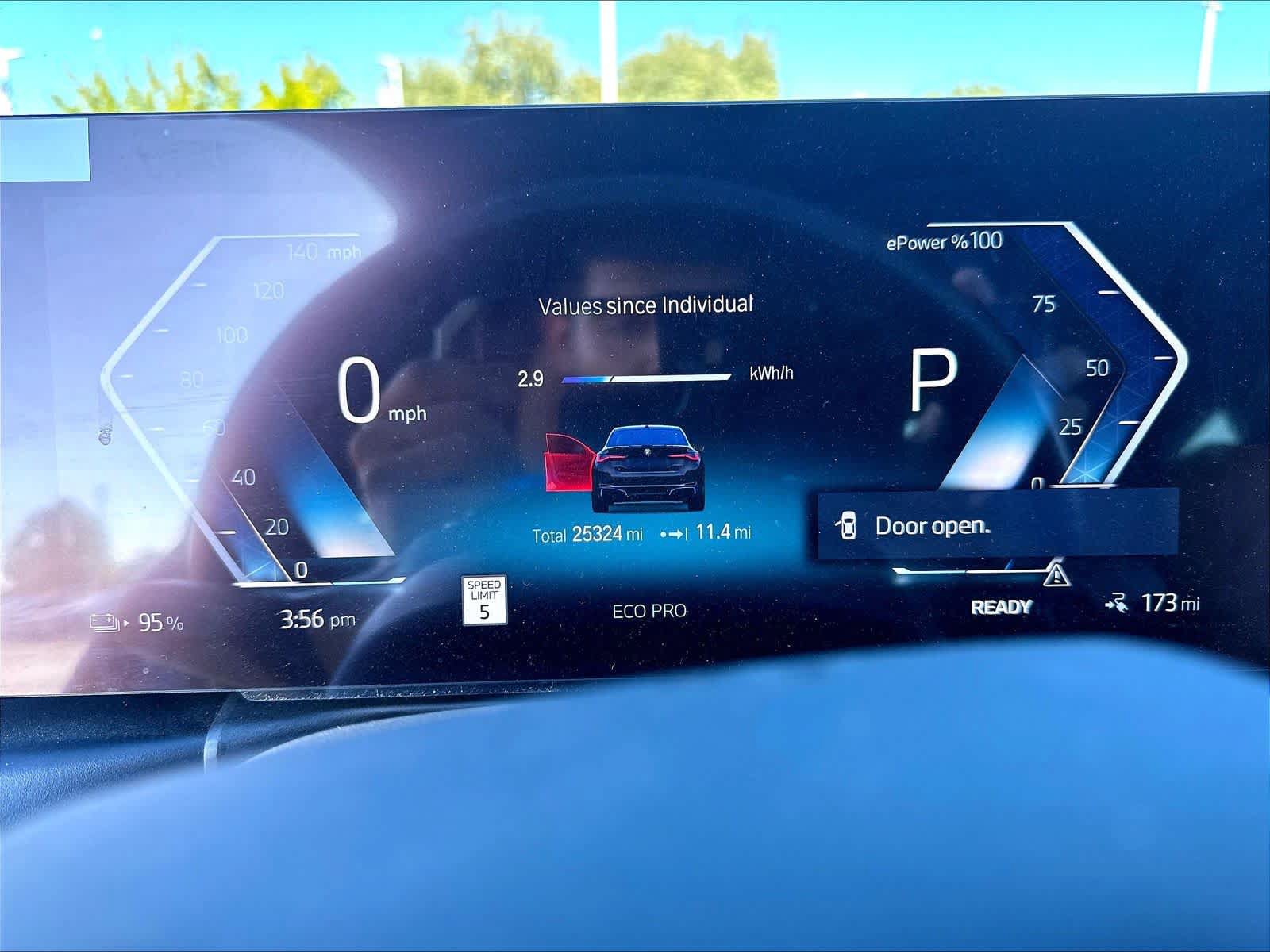 Used 2023 BMW i4 eDrive40 RWD image 14