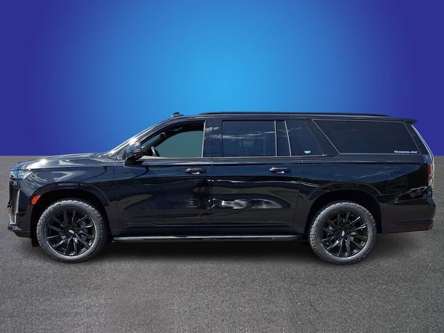 Used 2022 Cadillac Escalade ESV Sport w/ LPO, ONYX Package image 7