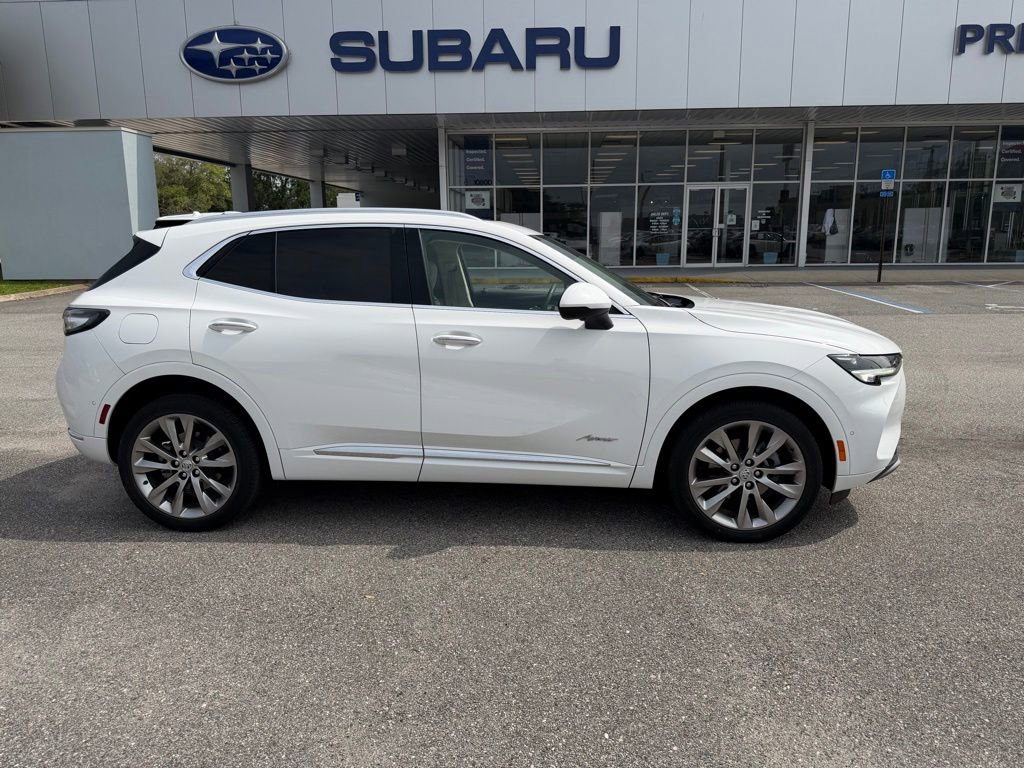 Used 2022 Buick Envision Avenir w/ Technology Package II FWD image 2