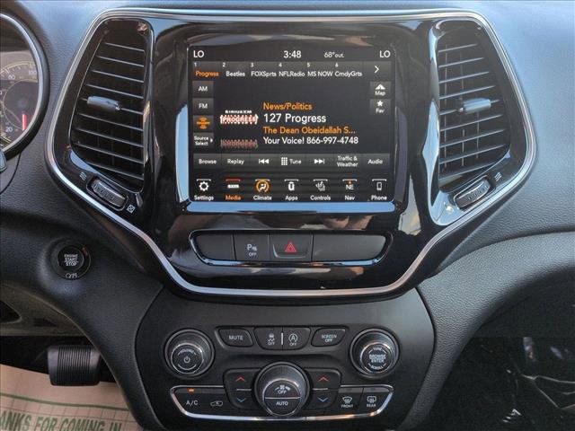 Used 2019 Jeep Cherokee Limited image 15
