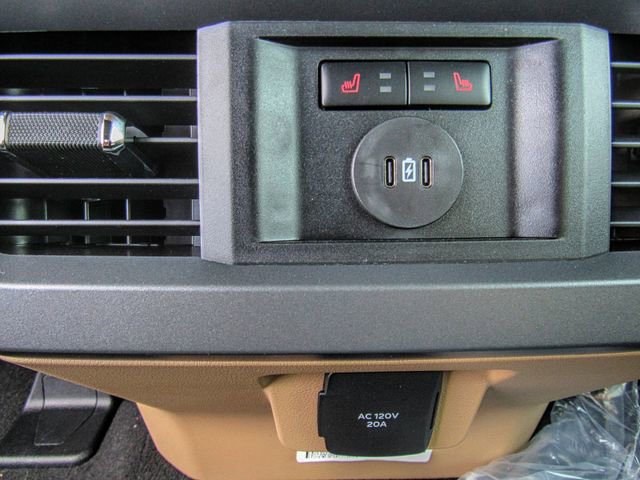 New 2025 Ford F250 Lariat w/ Lariat Ultimate Package image 11