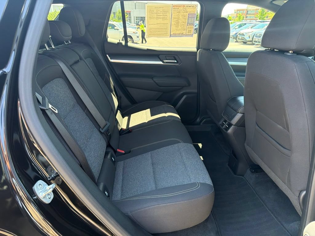 Used 2025 GMC Terrain Elevation AWD/4WD image 15