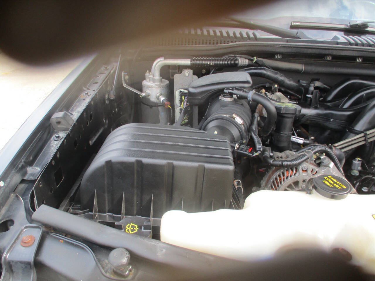 Used 2010 Ford Explorer XLT AWD/4WD image 35