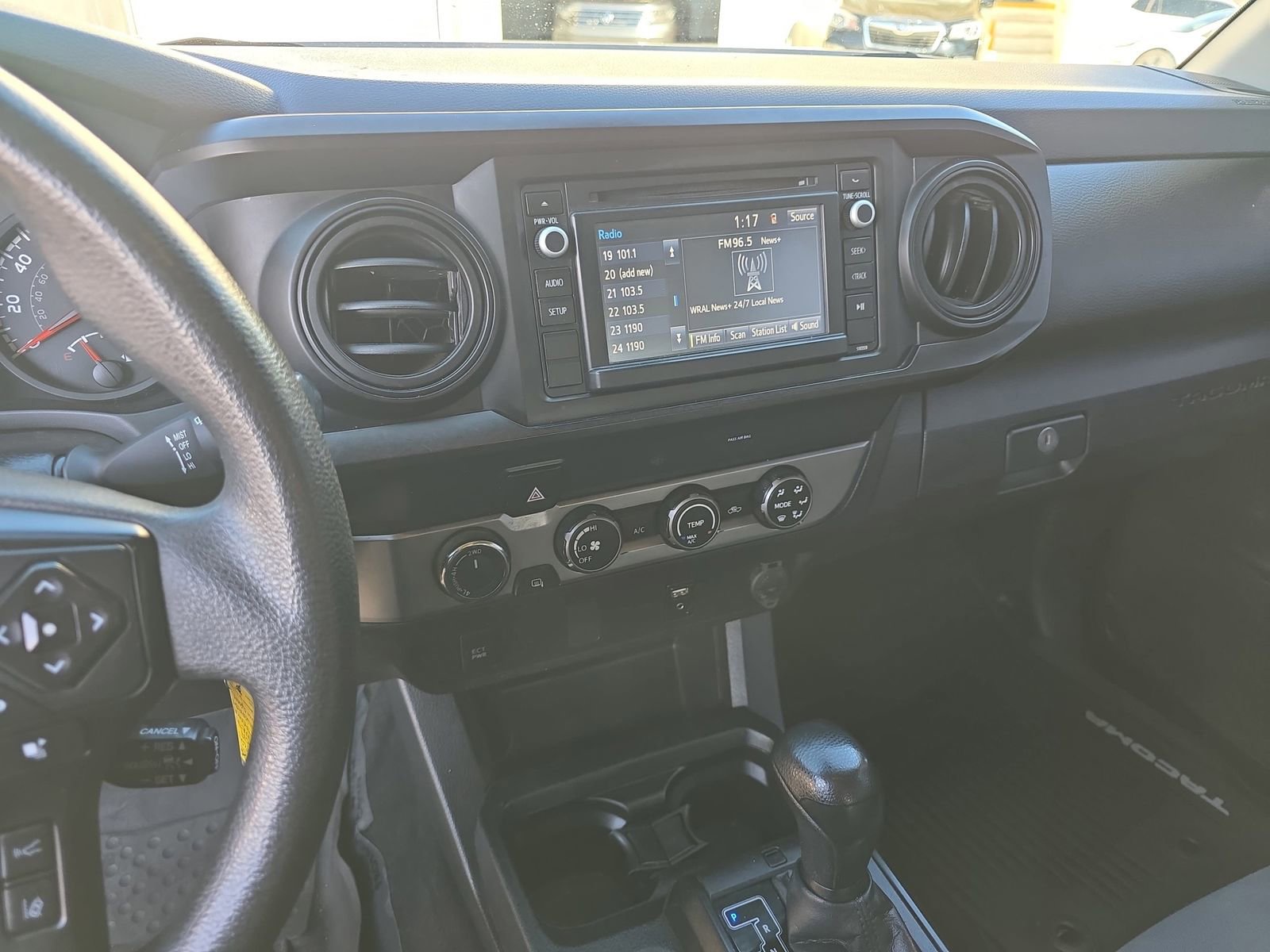 Used 2019 Toyota Tacoma SR w/ SR Convenience Package image 23