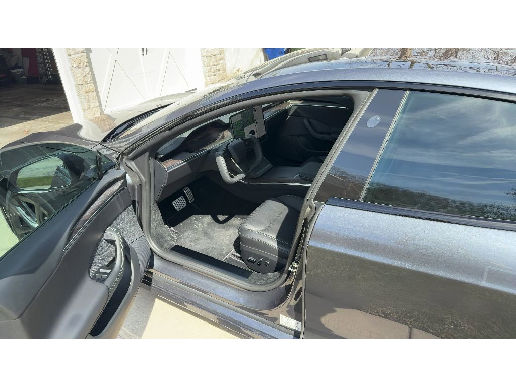 Used 2021 Tesla Model S Plaid image 5