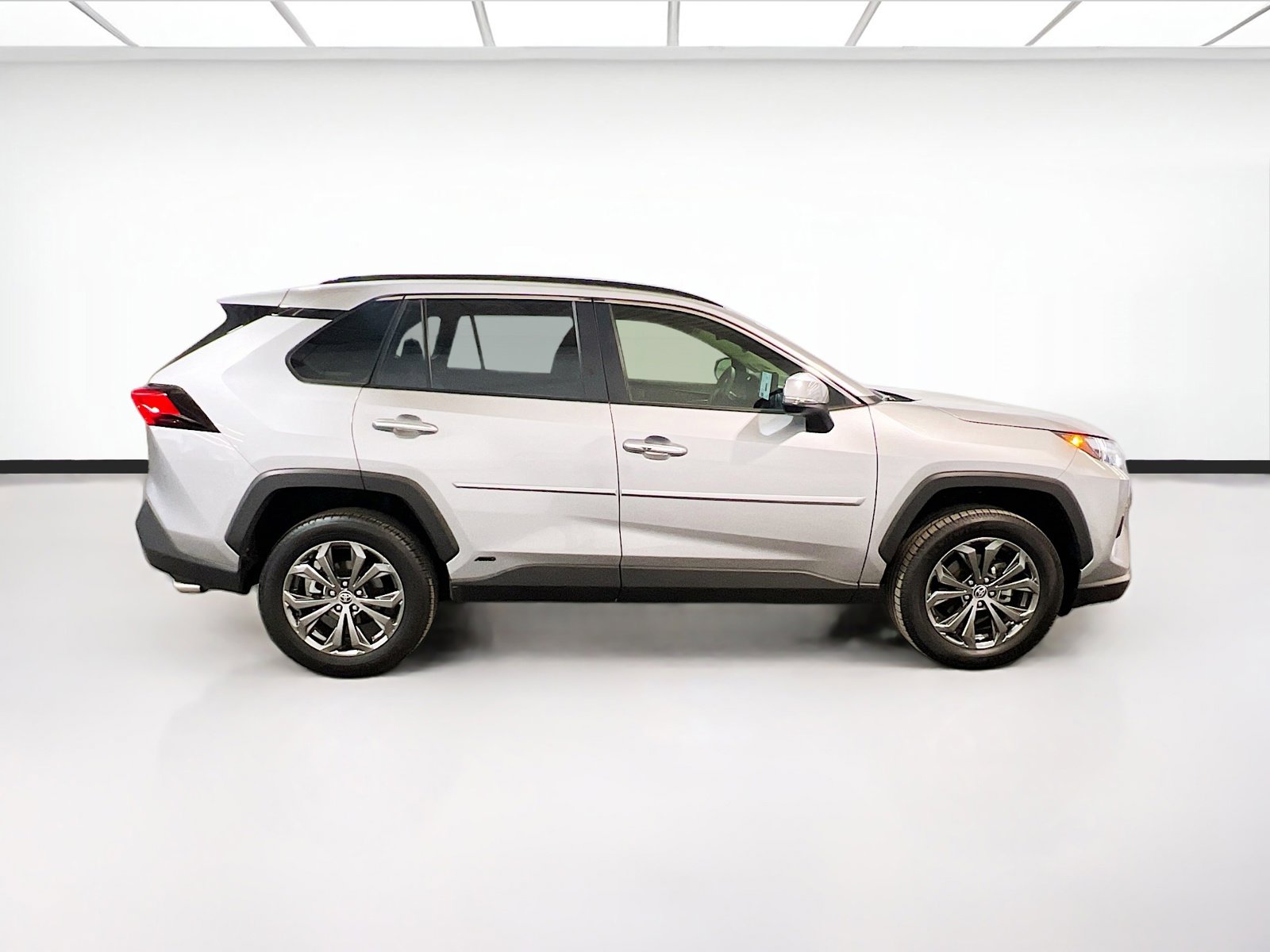 Used 2025 Toyota RAV4 Limited w/ Weather Package image 25