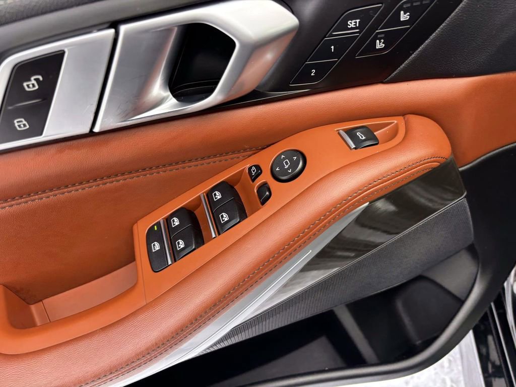 Certified 2022 BMW X5 xDrive40i w/ M Sport Package image 13