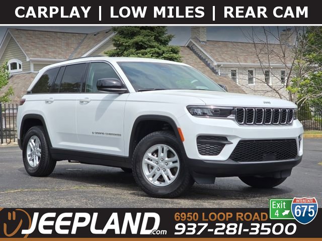 Used 2023 Jeep Grand Cherokee Laredo AWD/4WD image 1