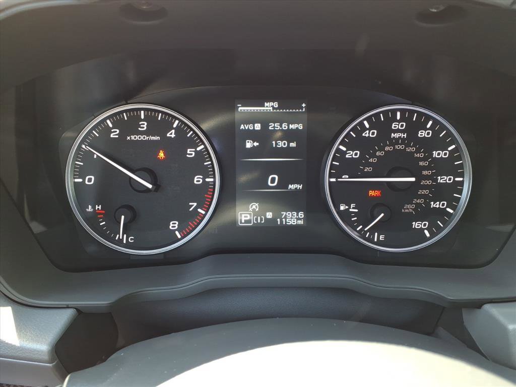 Used 2024 Subaru Crosstrek 2.0i Premium image 11