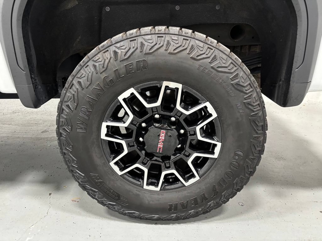 Used 2026 GMC Sierra 2500 AT4X AWD/4WD image 65