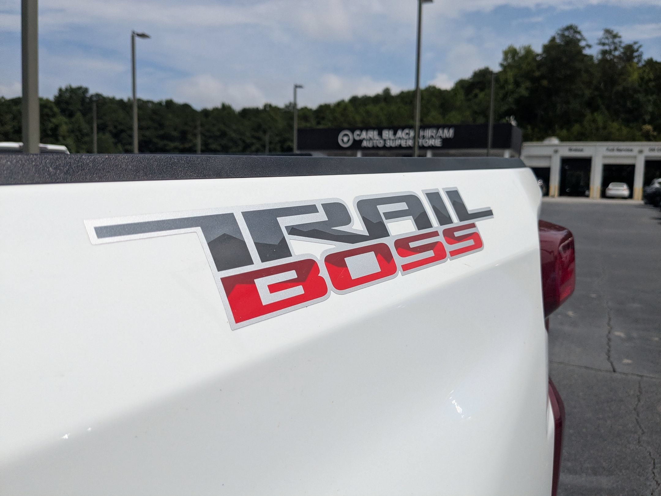 Used 2024 Chevrolet Silverado 1500 Custom Trail Boss AWD/4WD image 27