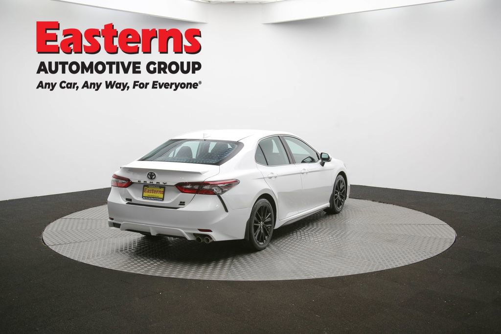 Used 2022 Toyota Camry SE image 38