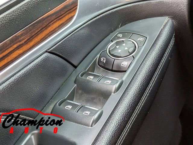 Used 2019 Ford Explorer Limited w/ Ford Safe & Smart Package FWD image 30