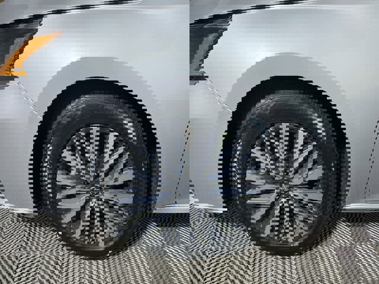 Used 2023 Nissan Altima 2.5 SV image 16