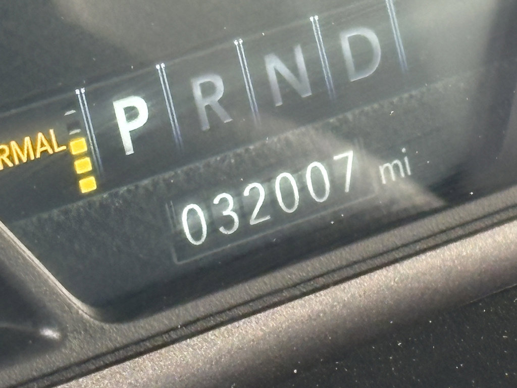 Used 2022 RAM 1500 Limited w/ Cold Weather Group image 14