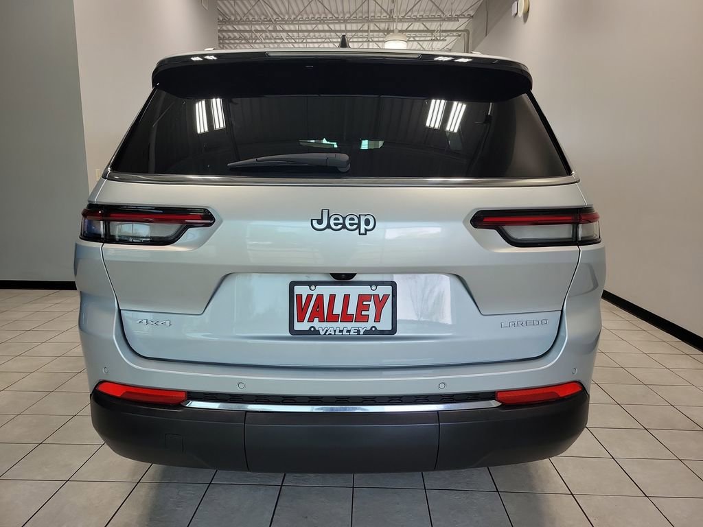 Used 2024 Jeep Grand Cherokee L Laredo AWD/4WD image 5