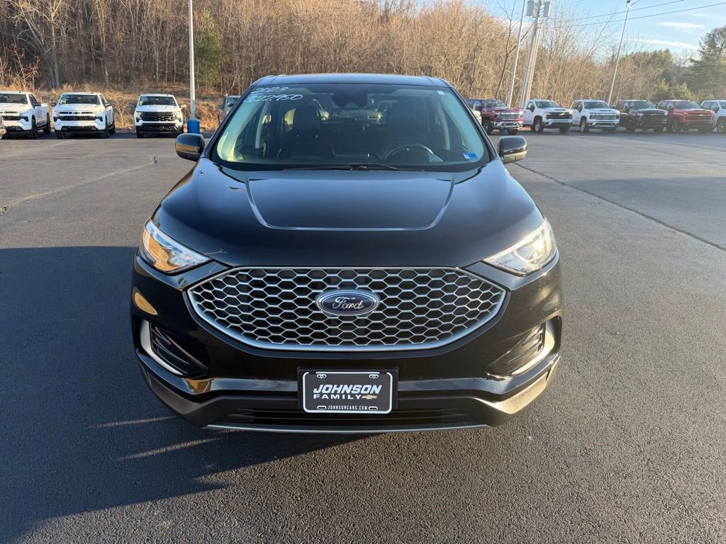 Used 2023 Ford Edge SEL image 2