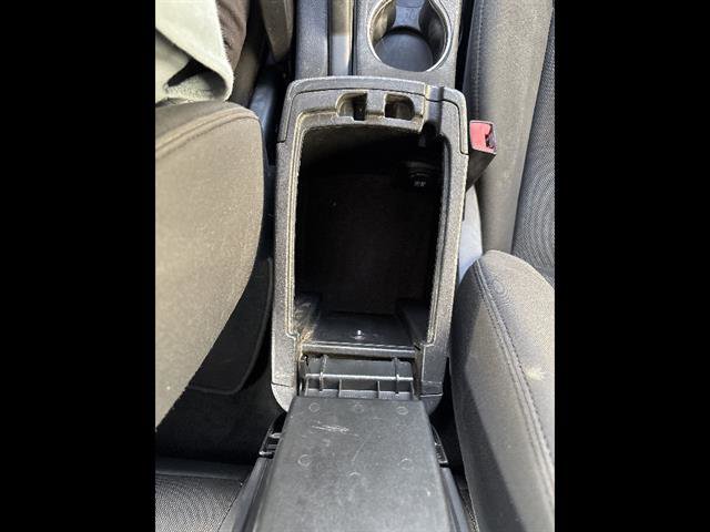 Used 2012 Dodge Avenger SE image 12