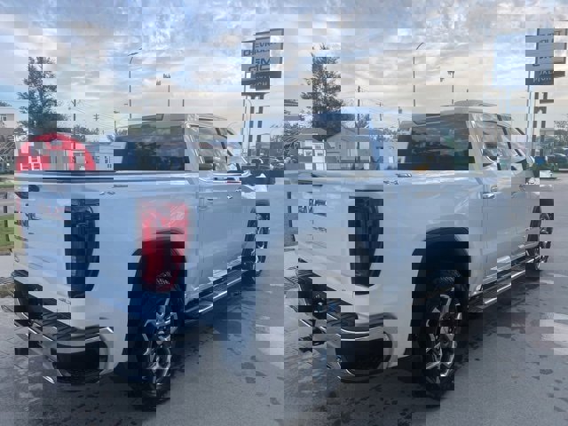 Certified 2023 GMC Sierra 1500 SLT w/ X31 Off-Road Package image 6