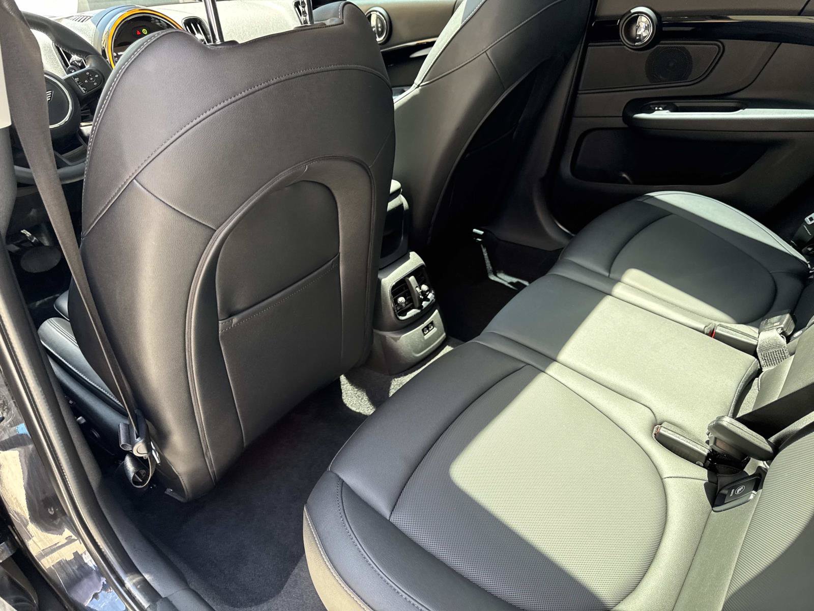 Certified 2024 MINI Cooper Countryman S w/ Premium Package FWD image 10