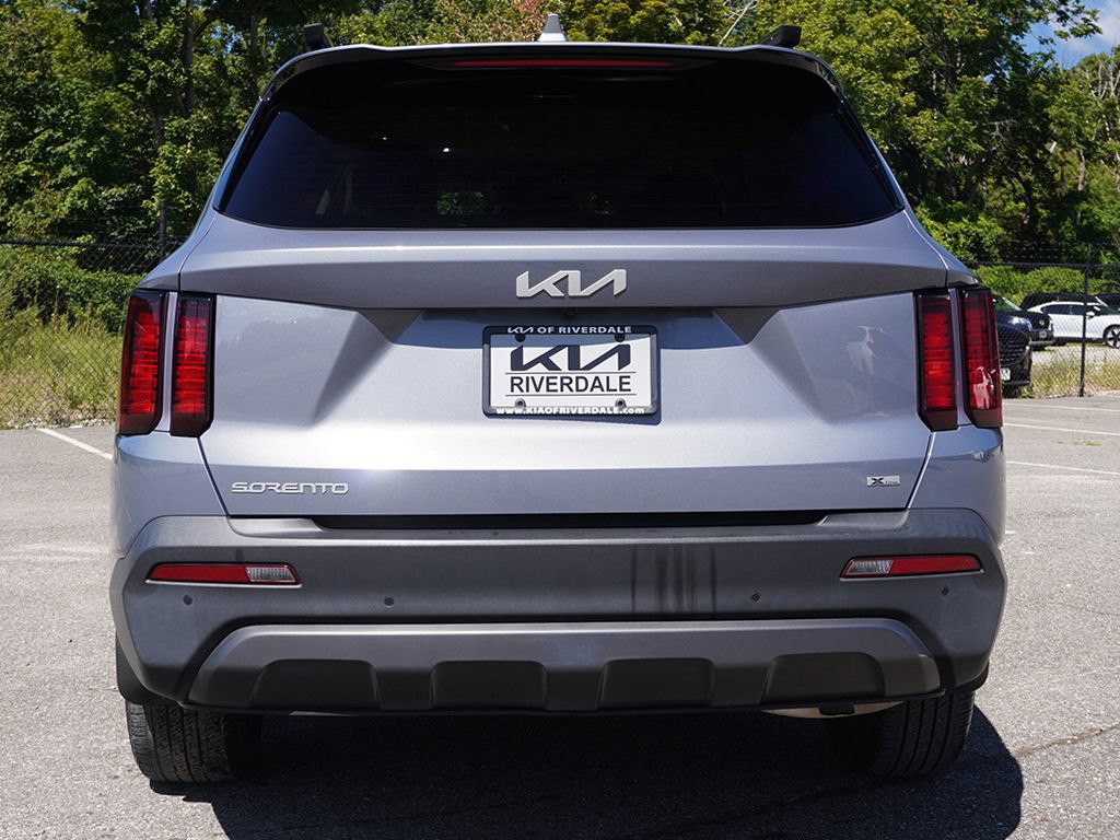 Used 2023 Kia Sorento S w/ Panoramic Sunroof Package AWD/4WD image 14