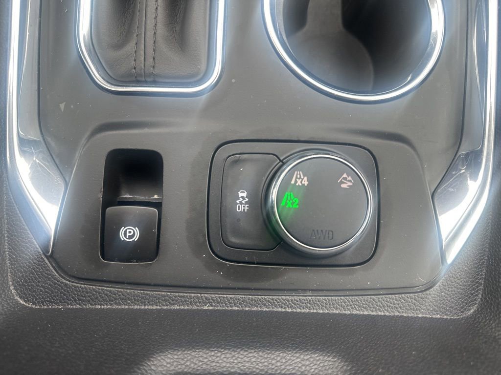 Used 2019 Chevrolet Traverse RS image 25