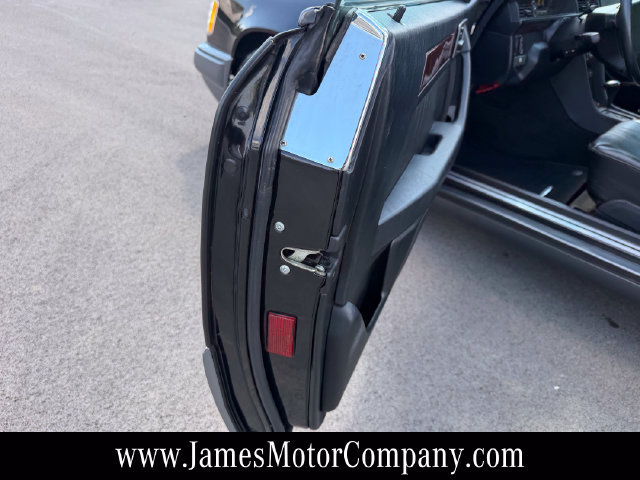 Used 1995 Mercedes-Benz E 320 Convertible image 26