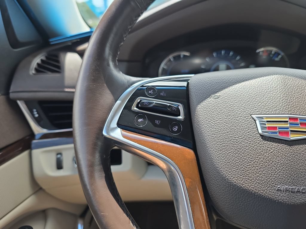 Used 2017 Cadillac Escalade 2WD image 22