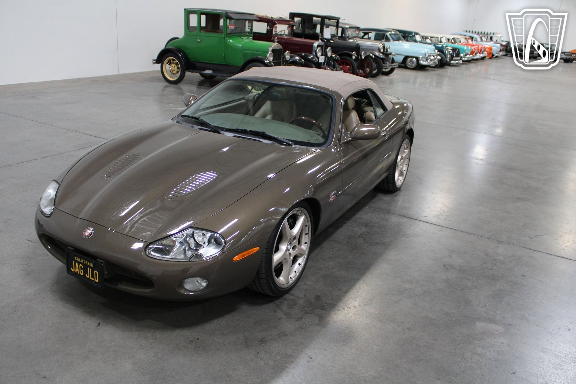 Used 2001 Jaguar XK8 Convertible RWD image 7