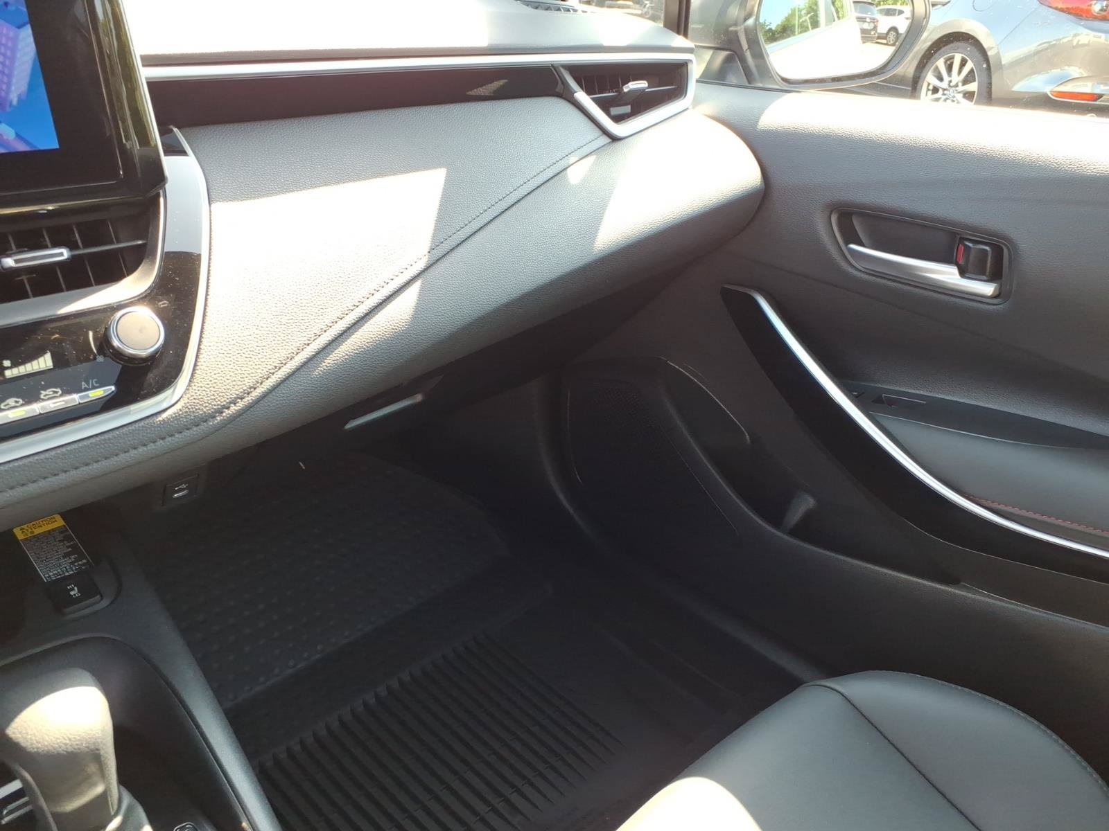 Used 2023 Toyota Corolla XSE FWD image 22